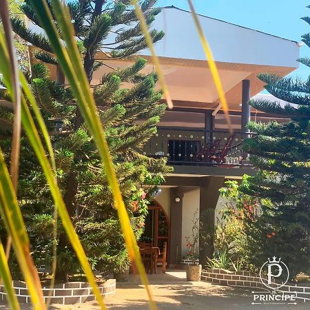 ريفاس Hotel Restaurante El Principe المظهر الخارجي الصورة